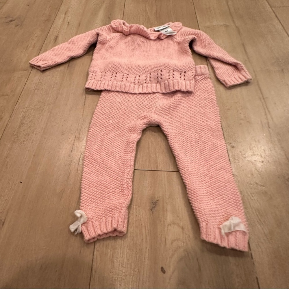 Nicole Miller pink knit matching baby set 6/9m